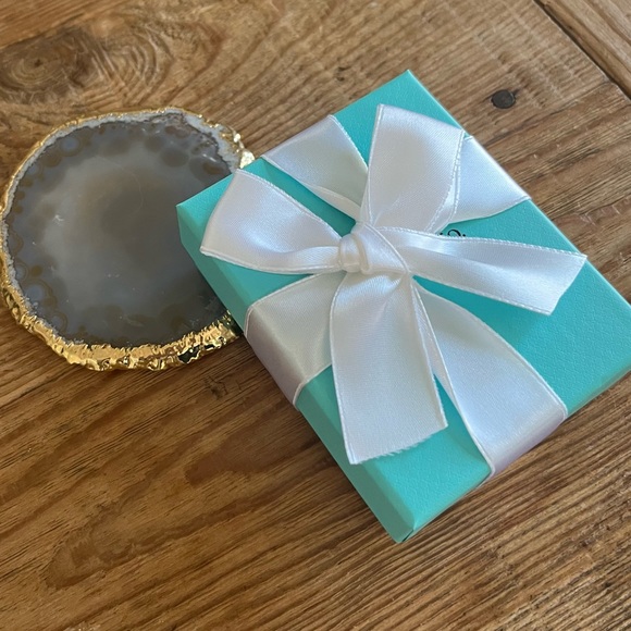 Authentic Tiffany & Co.® Clasping Link - New in Box - Picture 3 of 5